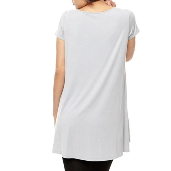 TRIBE Bamboo White Short Sleeve Top Size Small NWT - Picture 3 of 3